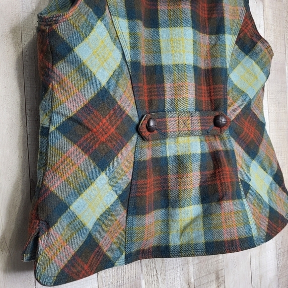Triple Five Soul Warm Plaid Vest. Size Large. Green, Brown, Red - Picture 9 of 15